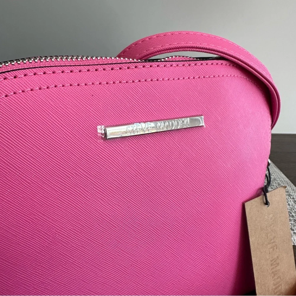 New STEVE MADDEN Women’s BMAGGIE CROSSBODY Handbag Purse BRIGHT PINK - Picture 4 of 6